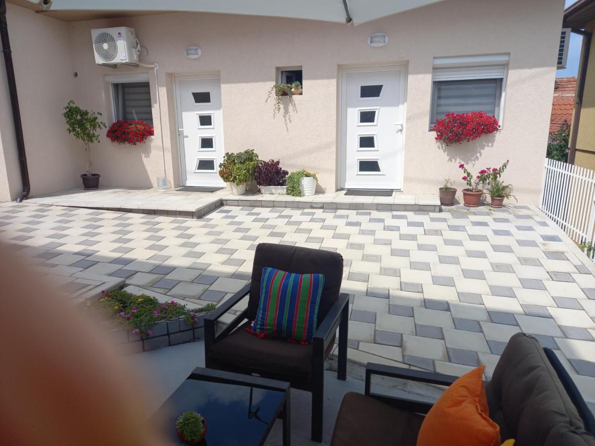 Leda Apartmani Σμεντέρεβο Εξωτερικό φωτογραφία